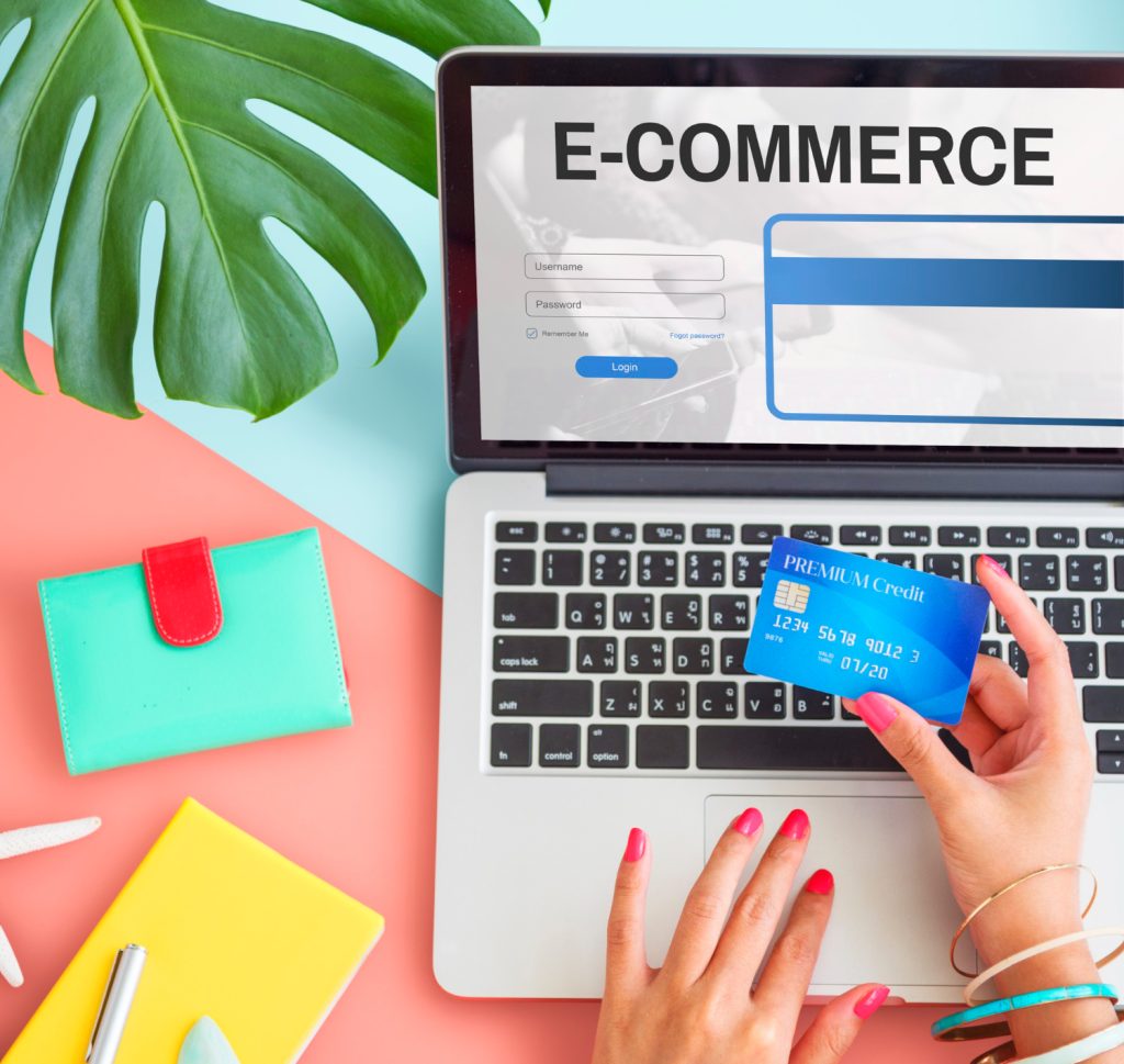 an image illustrating the benefits of ecommerce to a website.